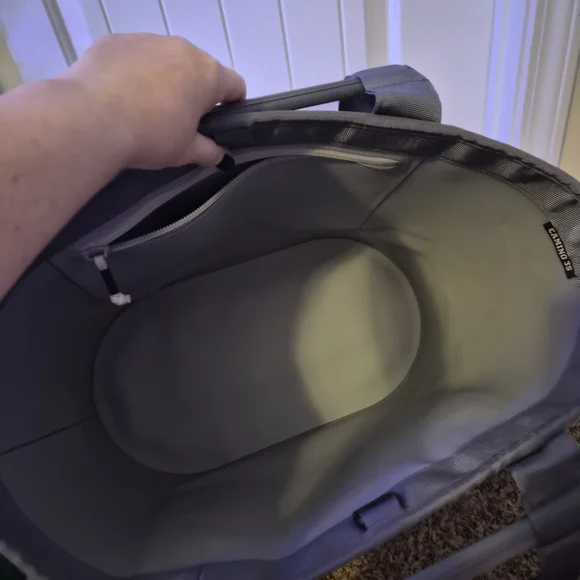 YETI Gray Tote Bag - Picture 4 of 9